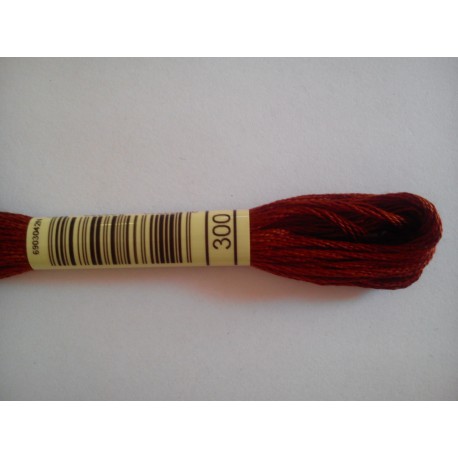 Mlina DMC kolor 300