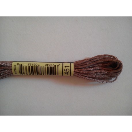 Mlina DMC kolor 451