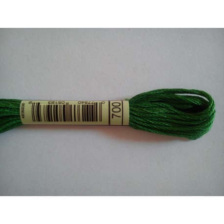 Mlina DMC kolor 700