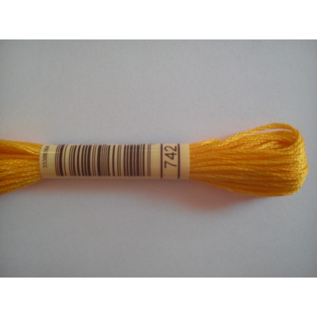 Mlina DMC kolor 742
