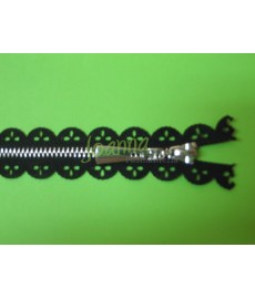 Zamek ażurowy 16cm czarny-srebro 