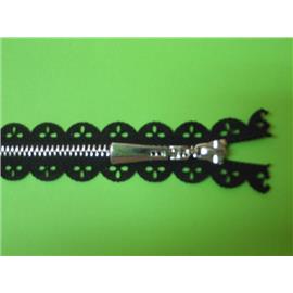Zamek ażurowy 16cm czarny-srebro 
