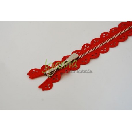Zamek ażurowy 60cm czerwony-srebrny  Zamek ażurowy 60cm czerwony-srebrny